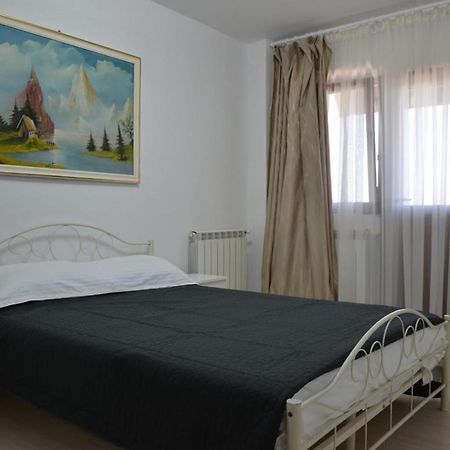Apartament Bell Confort Tulcea Esterno foto