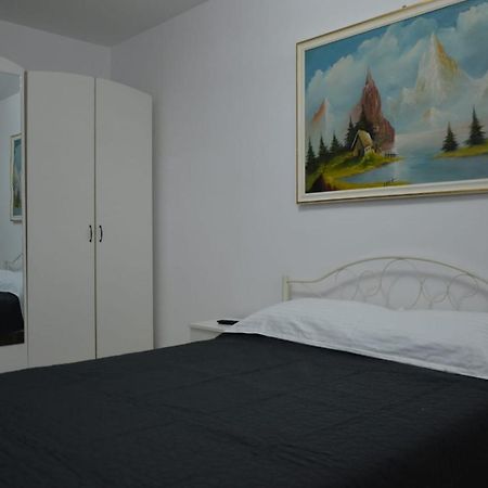 Apartament Bell Confort Tulcea Esterno foto