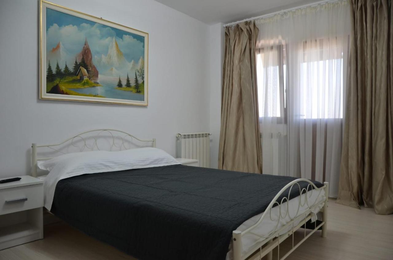Apartament Bell Confort Tulcea Esterno foto