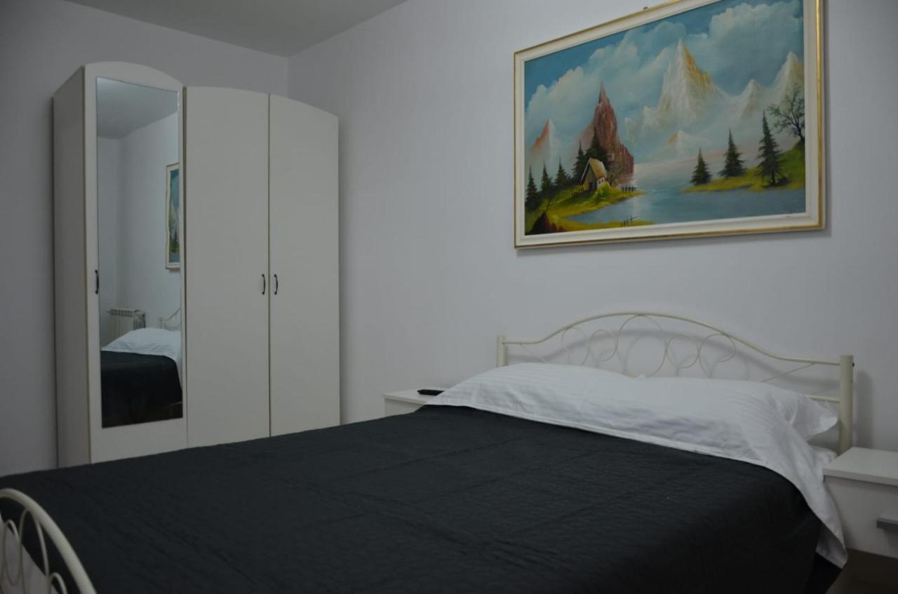 Apartament Bell Confort Tulcea Esterno foto