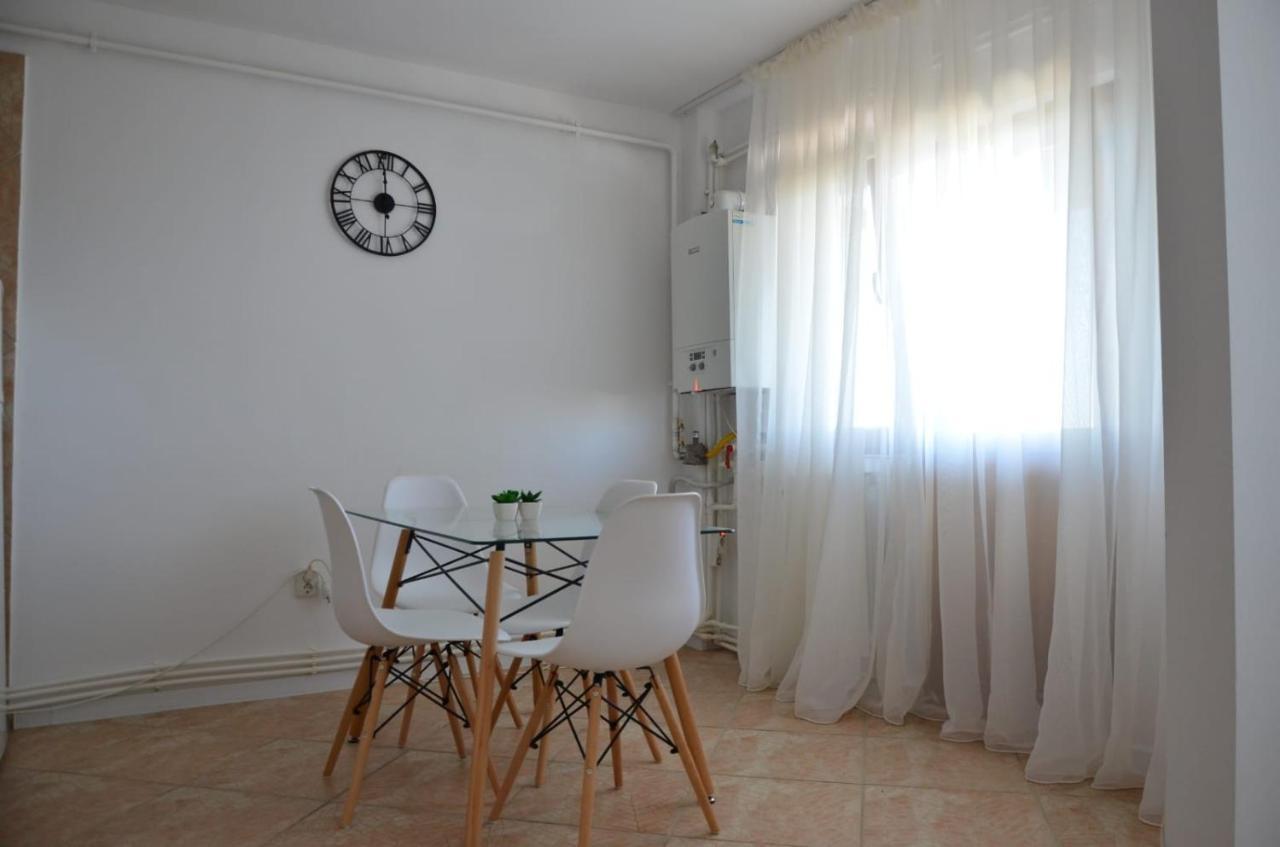 Apartament Bell Confort Tulcea Esterno foto