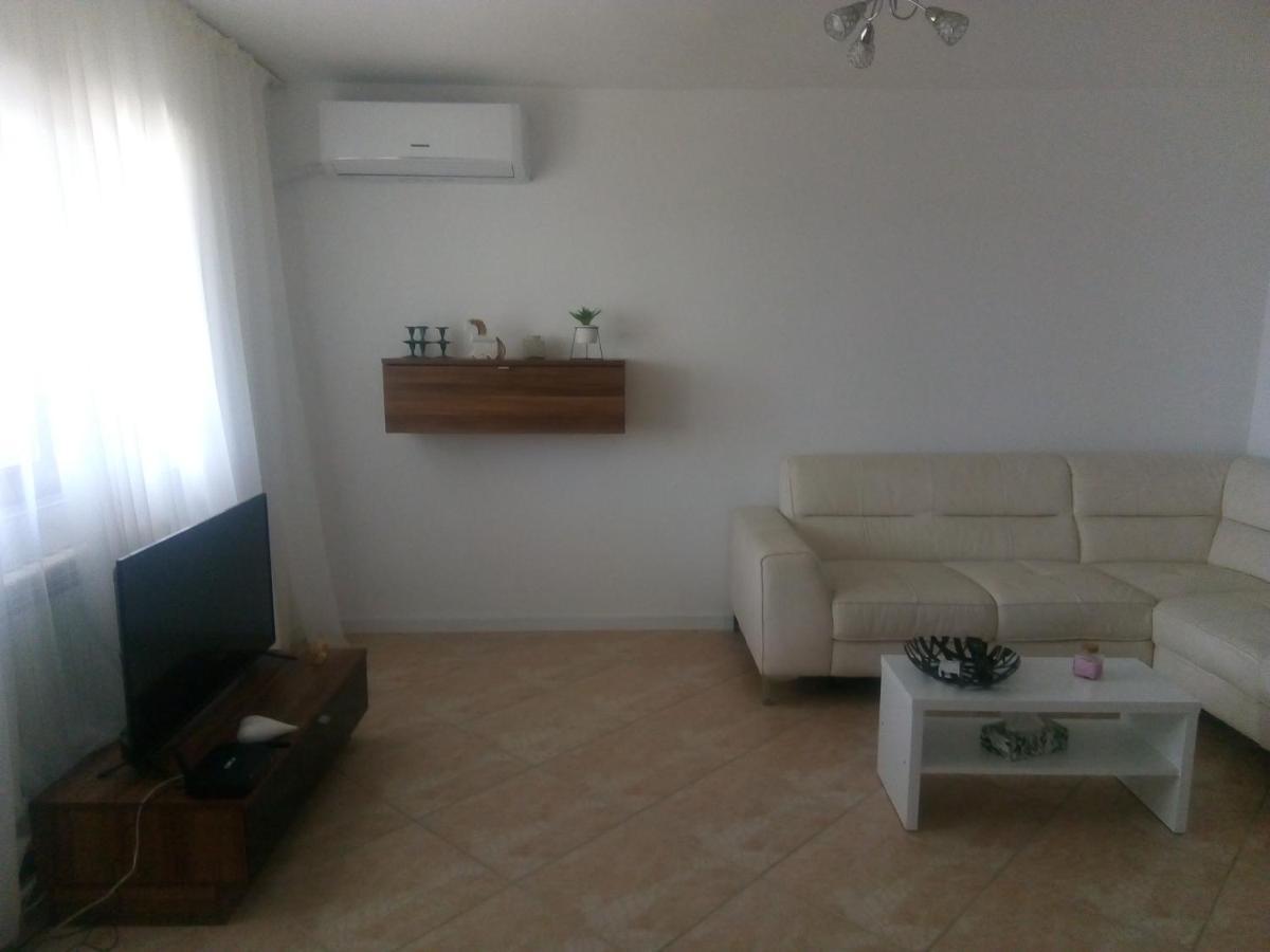 Apartament Bell Confort Tulcea Esterno foto