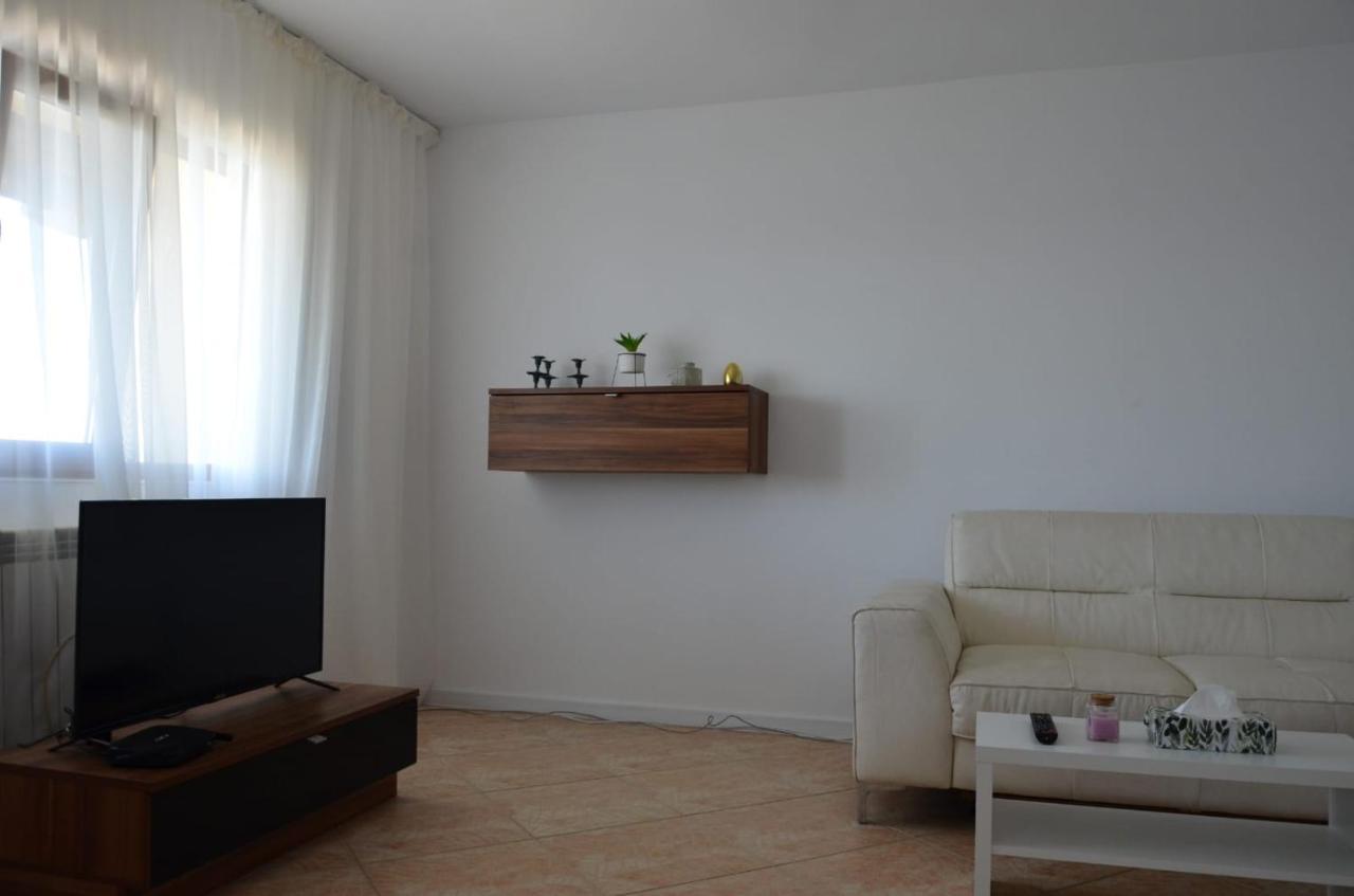 Apartament Bell Confort Tulcea Esterno foto